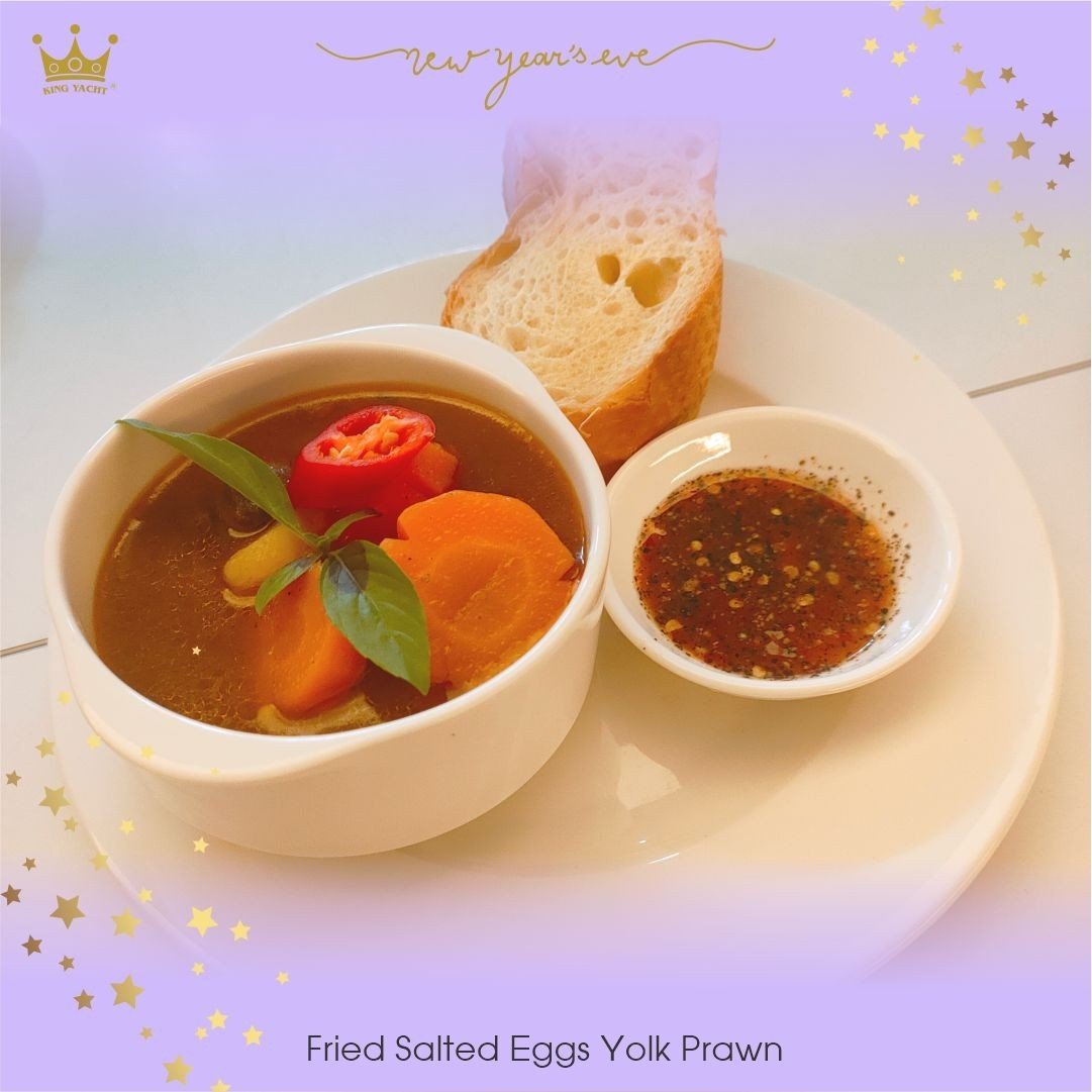 Bò Sốt Vang - Bánh Mì